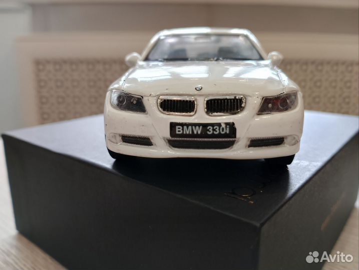 Модель BMW I, металлическая, инерционная
