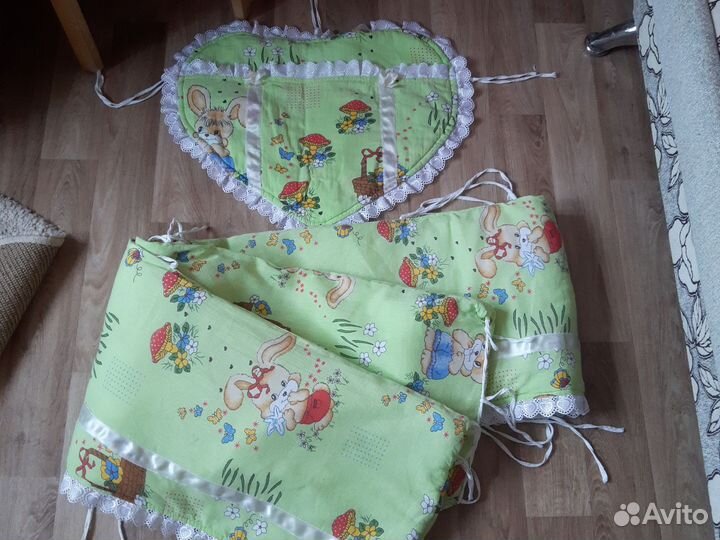 Бортики в детскую кроватку