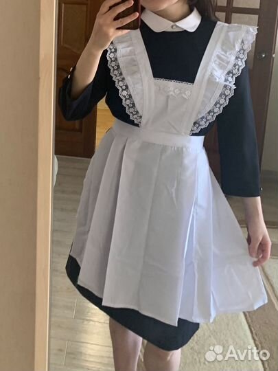 Белый школьный фартук на последний звонок