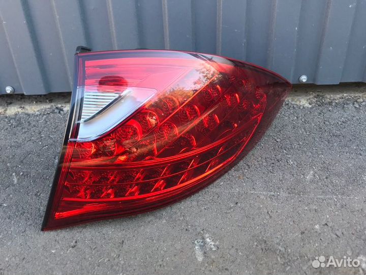 Фонарь задний правый Porsche Cayenne 958