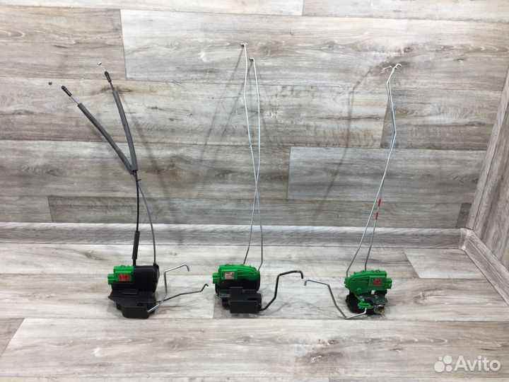 Замок двери левый правый Solaris 1 (11-17) Солярис