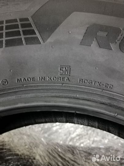 Nexen Roadian GTX 235/65 R17