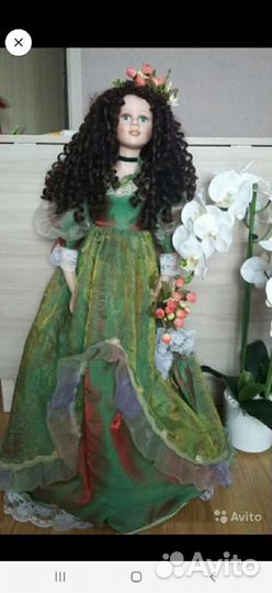 Кукла фарфоровая большая