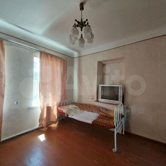 Дом 45 м² на участке 2,5 сот.