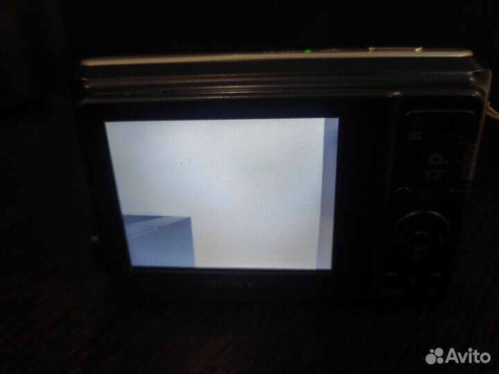 Sony Cyber-shot DSC S2000