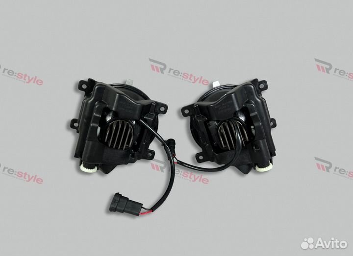 Туманки Toyota LC 200 2м 12-15г Темные Т2656