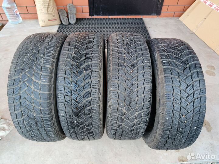 Michelin X-Ice Snow 185/65 R15