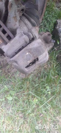 Peugeot 307 суппорт передний правый