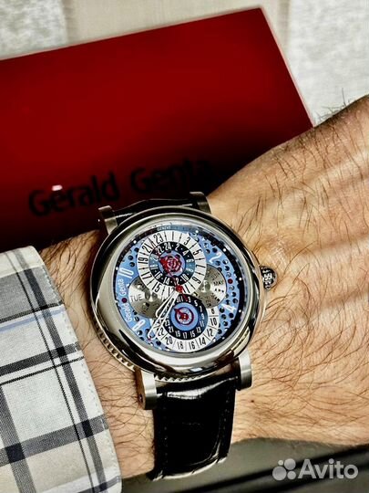 Часы Gerald Genta Arena Perpetual Calendar GMT