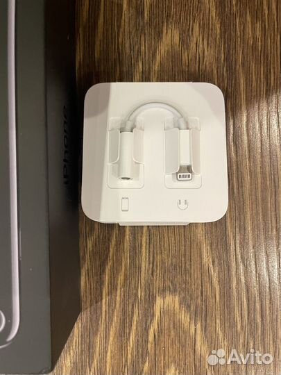 Наушники earpods новые с переходником