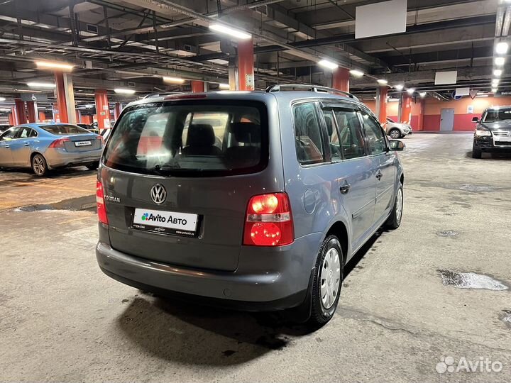 Volkswagen Touran 1.6 МТ, 2005, 289 632 км