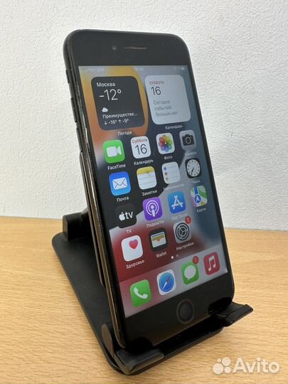 iPhone 7, 32 ГБ
