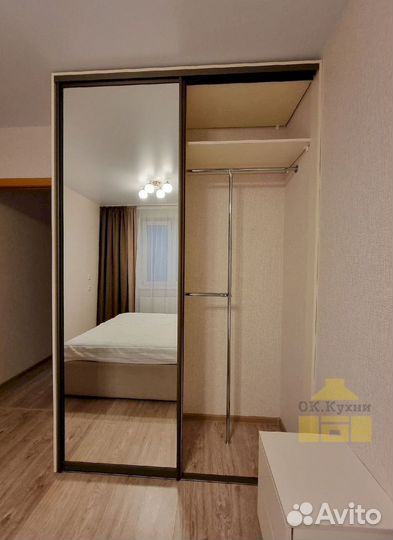 Шкаф распашной