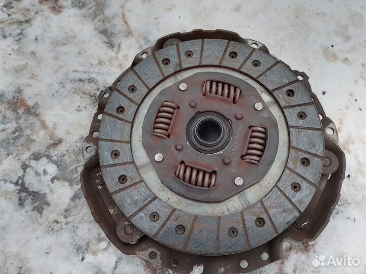 Сцепление Корзина и диск Volkswagen Passat B3 1.8