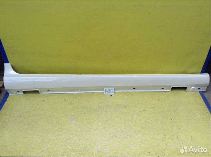 Mercedes CLS C218 Накладка порога правая