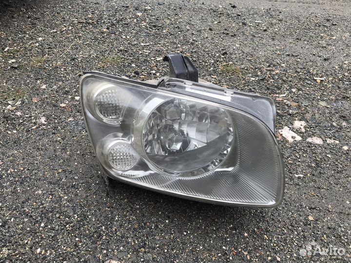 Nissan stagea m35 передние фары и задний правый