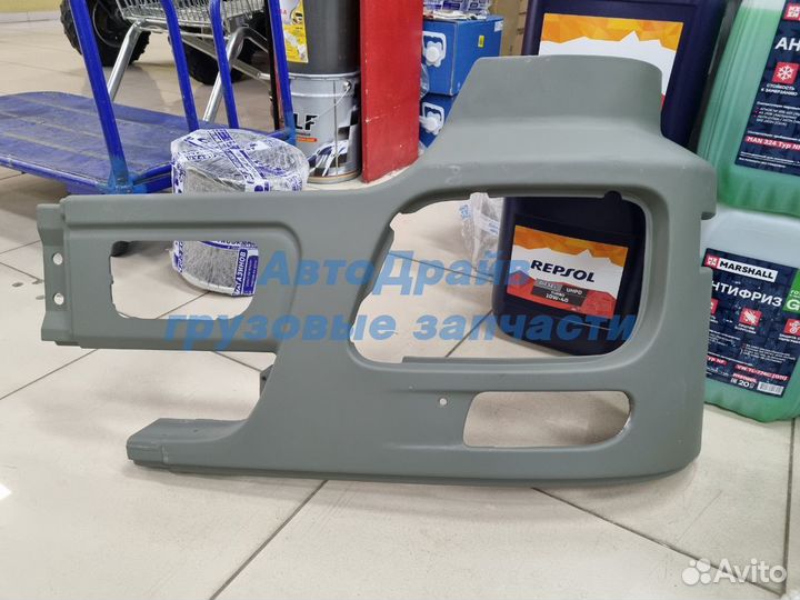 Бампер Мерседес Актрос мп3 левая часть