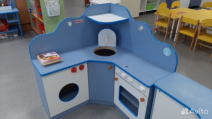 Продам детскую игровую кухню