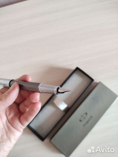 Перьевая ручка паркер