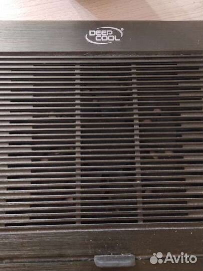 Охлаждающая подставка для ноутбука