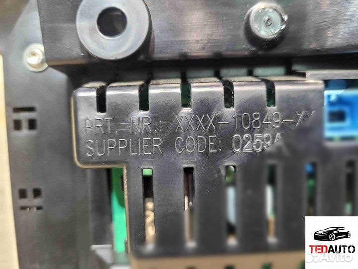 Щиток приборов (приборная панель), Land Rover Range Rover Sport 2016