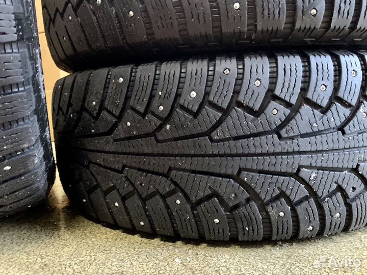 Nokian Tyres Hakkapeliitta 5 SUV 245/65 R17 111T