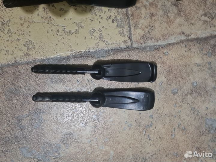 Thrustmaster болт винт крепления оригинальный