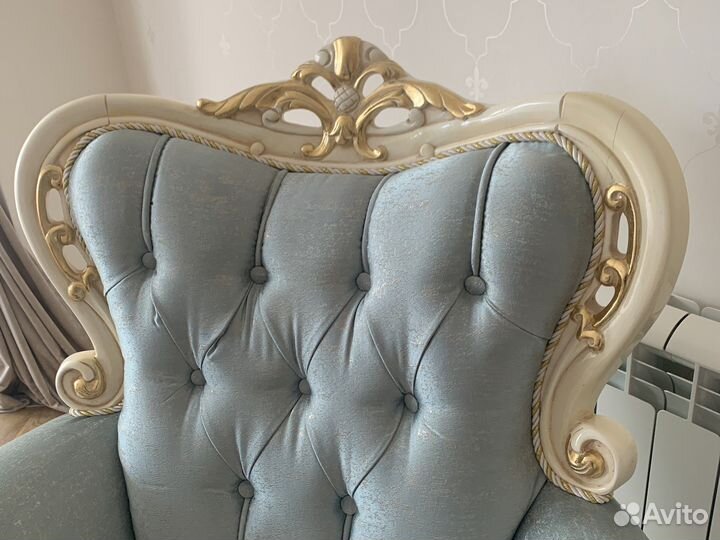 Диван и два кресло