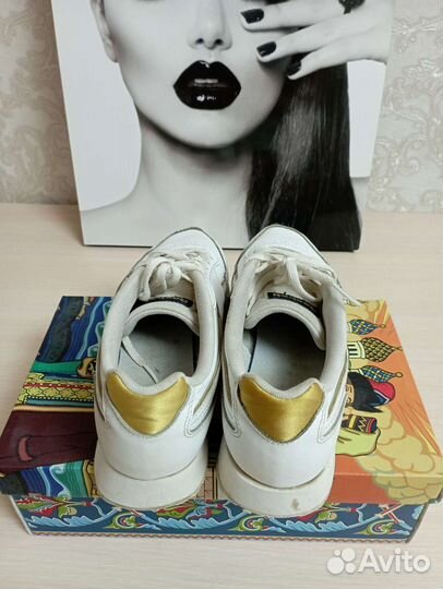 Кроссовки reebok женские