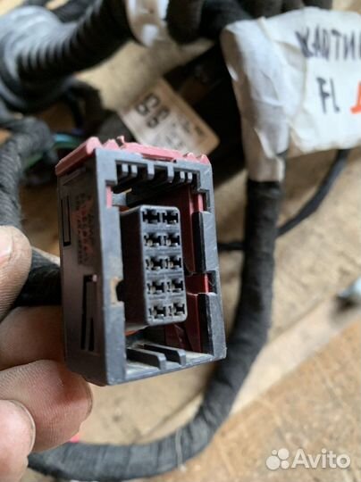 Проводка двери перед левой Chevrolet Captiva C100