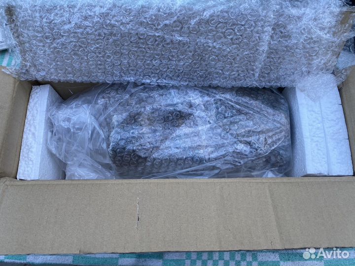 Новый оригинальный коленвал Subaru 12200AA430