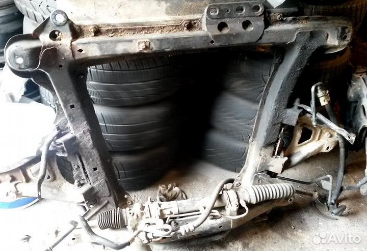 Цена за пустую Renault Kangoo Балка двигателя