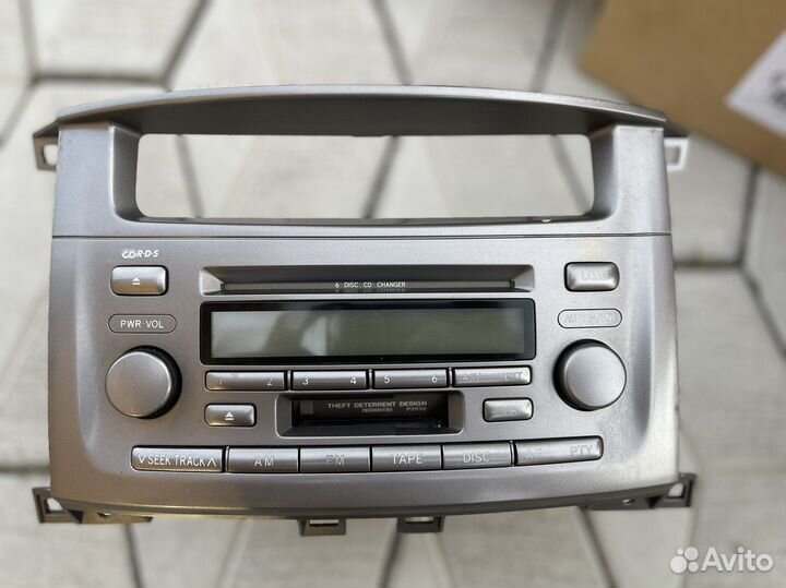 Головное устройство Toyota Land Cruiser 100