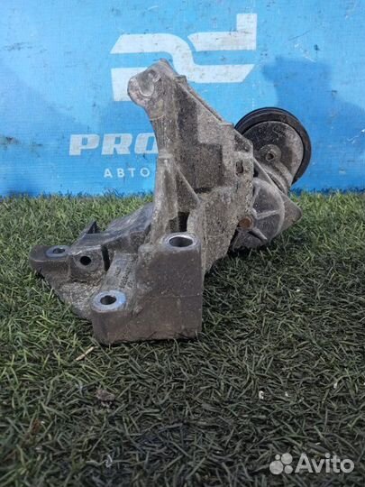 Кронштейн генератора Ford Focus 1998-2004