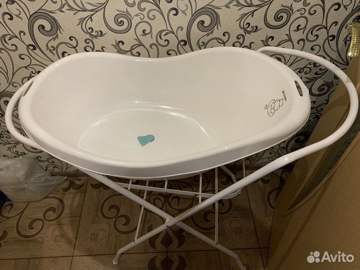 Детская ванночка с подставкой