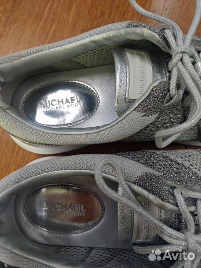 Кроссовки Michael Kors