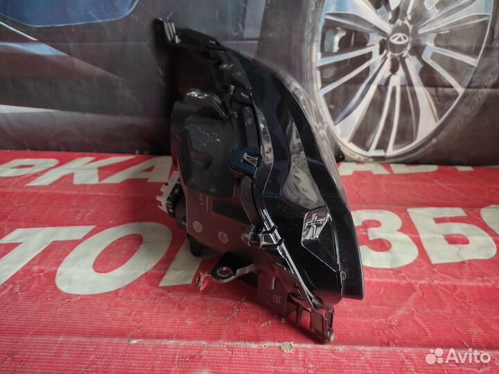 Фара левая Lexus NX 200