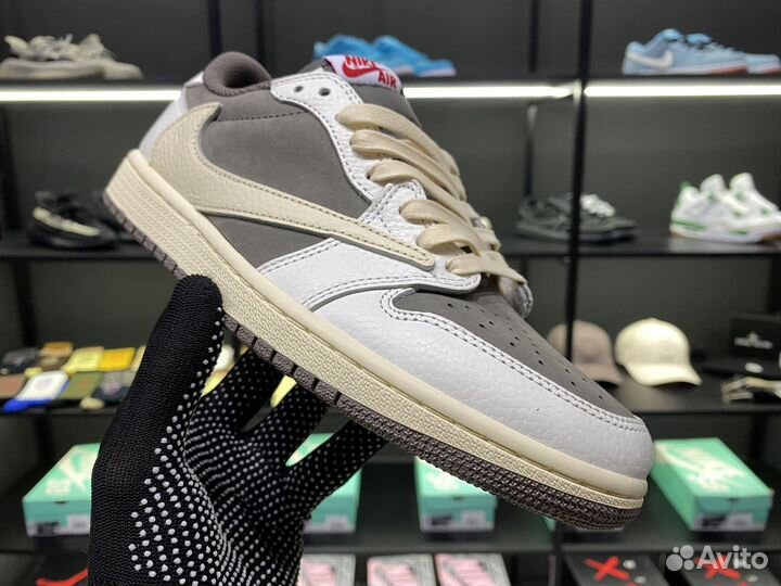 Кроссовки Nike Air Jordan 1 Low x Travis Scott 