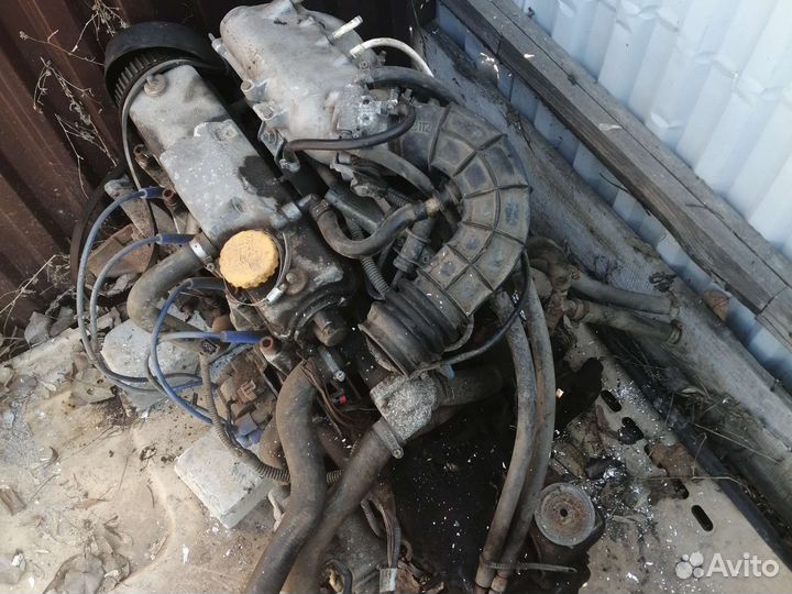 Двиготель с коробкой передачь 8 клоп