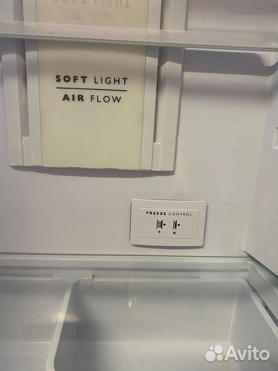 Холодильник с морозильником Бирюса 840NF /дд