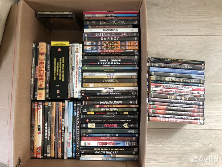 Коробка dvd дисков 86 шт