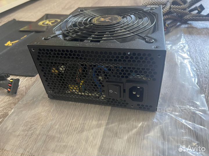 Gold 650W модульный блок питания для пк (в идеале)