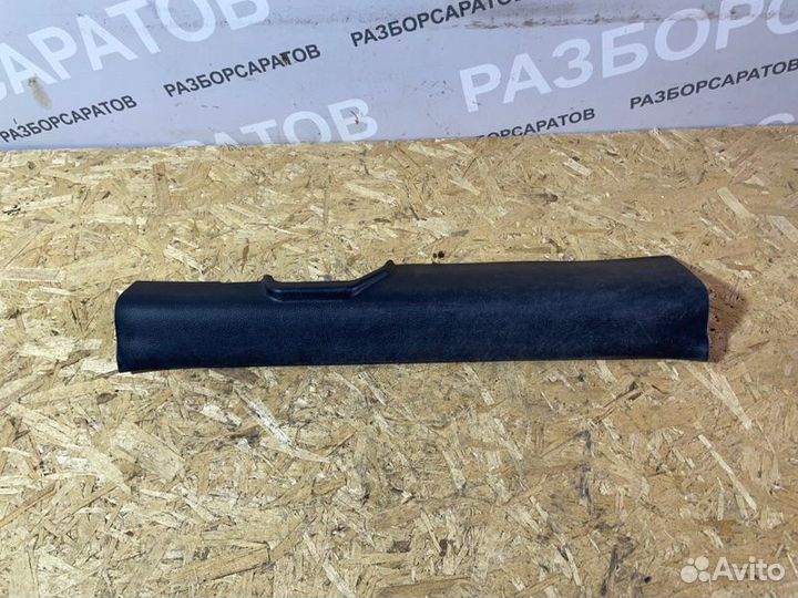 Накладка порогa передняя правая Ssangyong Action