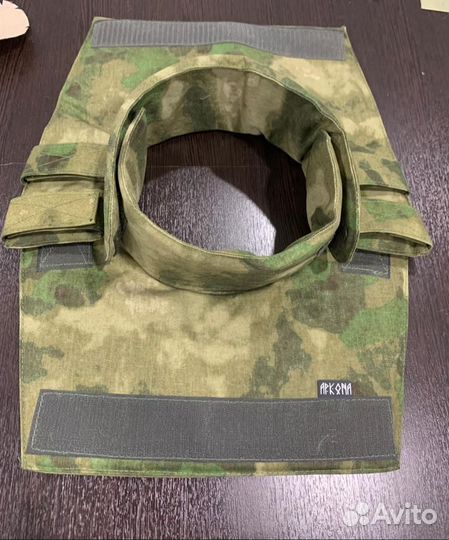 Кевларовая защита шеи