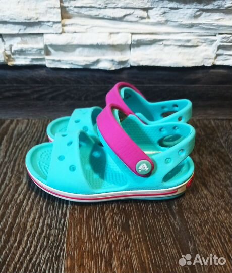 Сандали crocs для девочки 22 размер