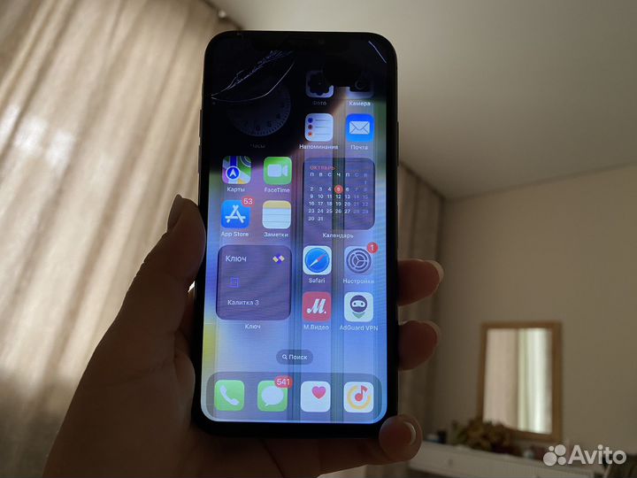 iPhone X, 64 ГБ