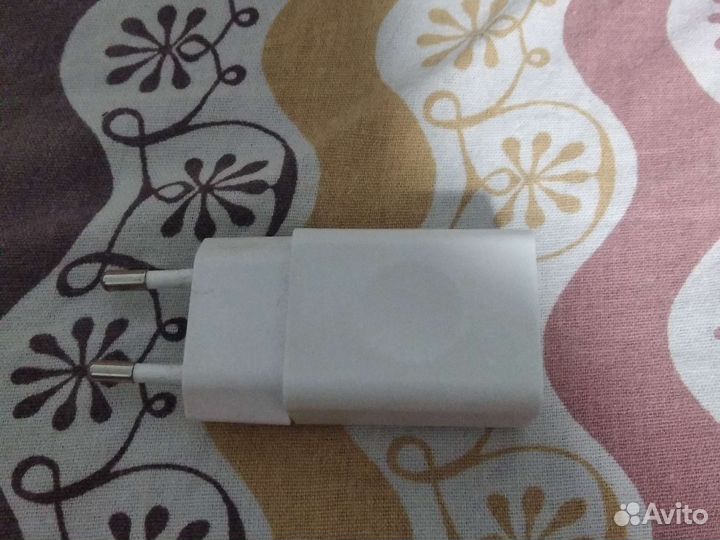 Блок питания для телефона