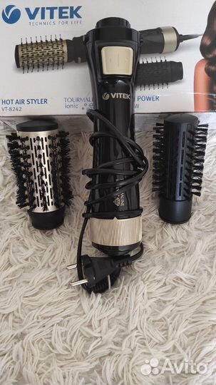 Фен щетка vitek Новый