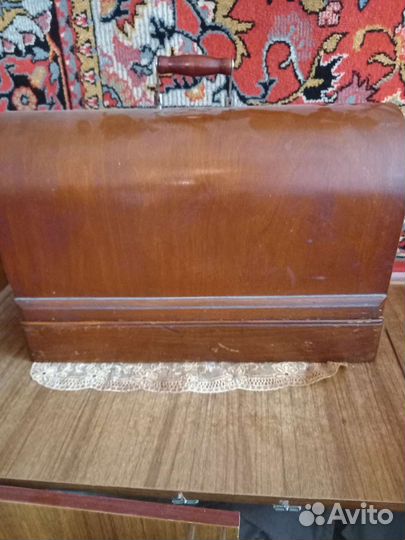 Швейная машина