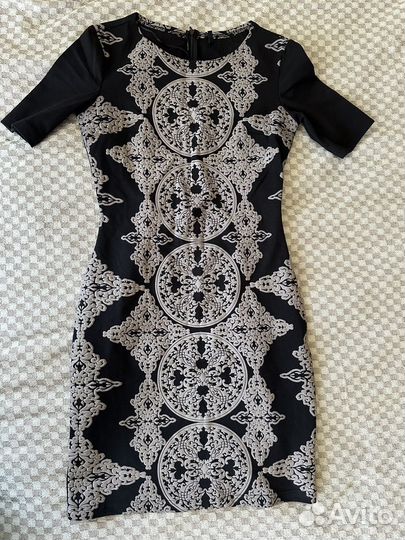 Элегантное черное платье 42